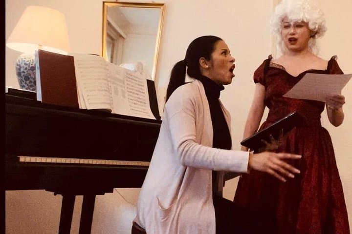 Singing Mozart with Mozart Costume in Vienna