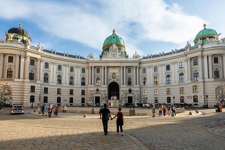 Vienna Private City Tour: Palaces, Churches & Sacher Cake Option
