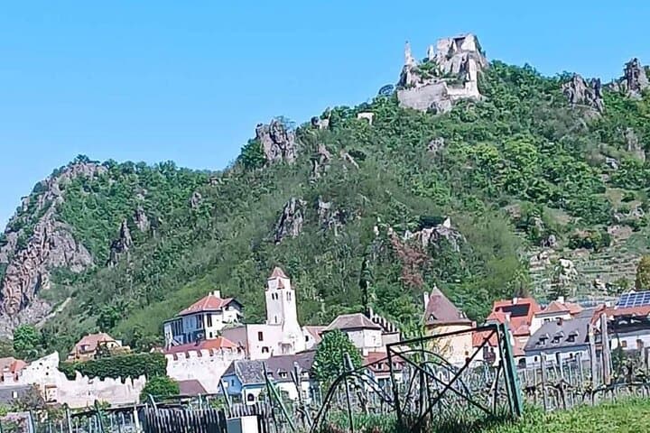 Vienna: Private Tour Wachau Dürnstein and Melk