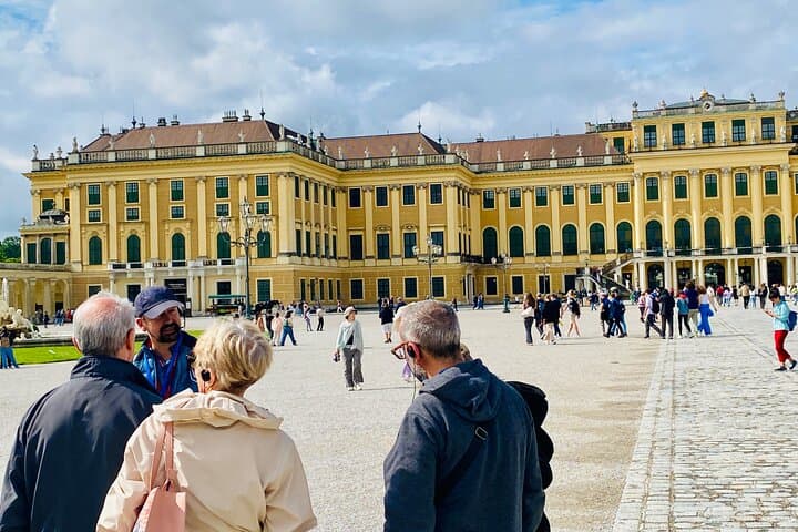 Guided Walking Tour of Schonbrunn Palace in Vienna