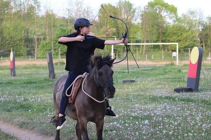 4 hours of archery from horseback in Bockfließ
