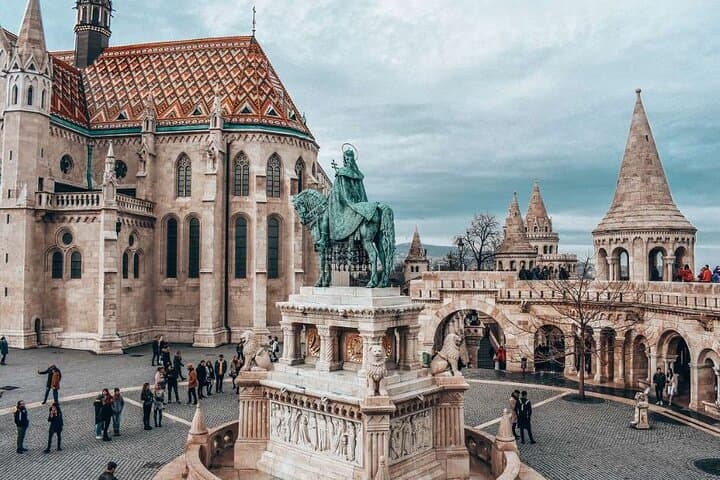 Private transfer from Vienna to Budapest or back