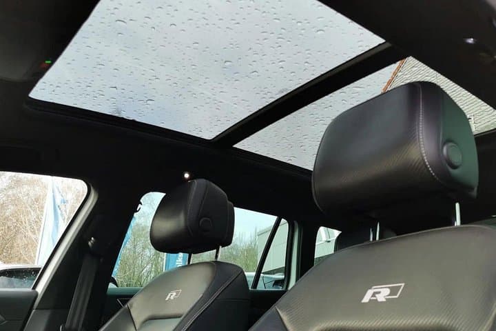 Private transfer from Vienna to Prague or back