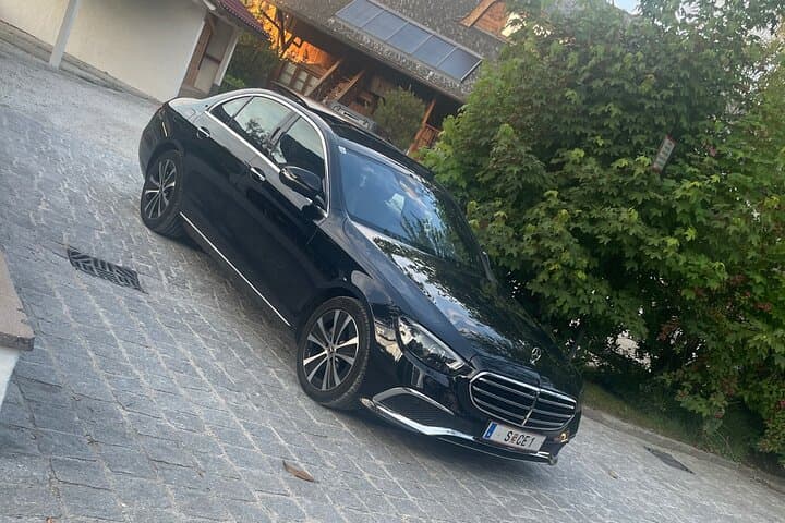 Mercedes E