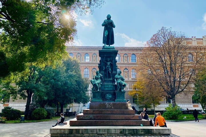 Hitler’s Vienna: A Self-Guided Tour