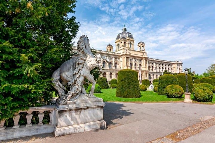 3 Days Exploring Vienna with Hotel Stay & All Transfers