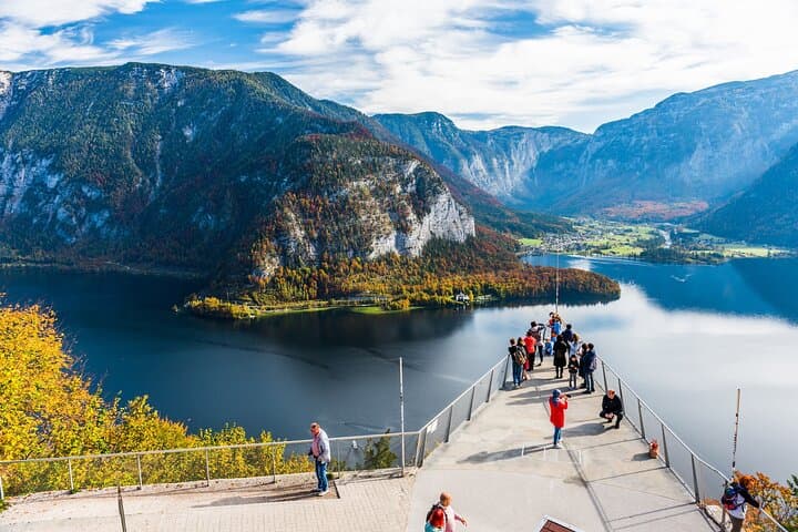 Private Trip Salzburg-Mondsee-Hallstatt-Salzburg, Local Driver