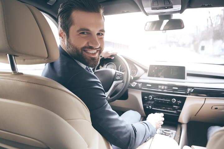 Private Scenic Transfer from Vienna to Salzburg with 4h of Sightseeing