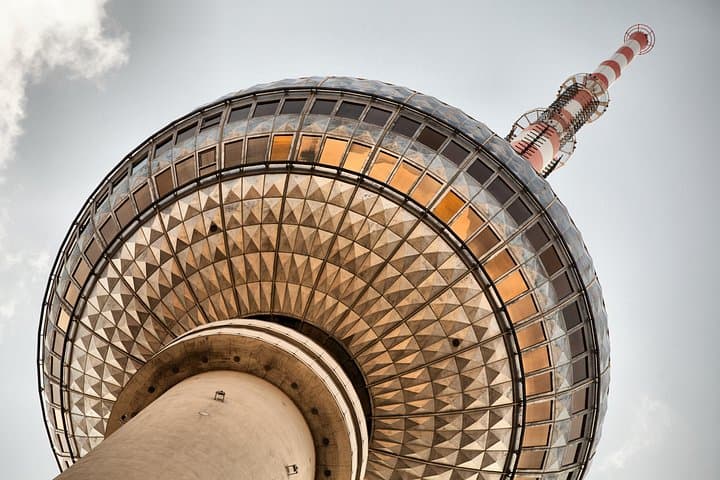 Private Transfer from Vienna to Berlin with 2 hours for sightseeing