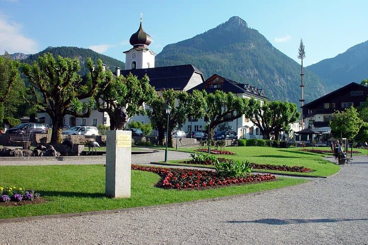 Do-Re-Mi Private Tour: Salzburg & Lake District