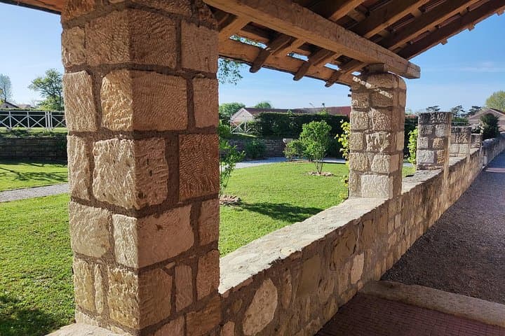 Ancient Craftsmanship: Stroll through beautifully rebuilt Roman courtyards, reconstructed exactly as they stood 2,000 years ago.