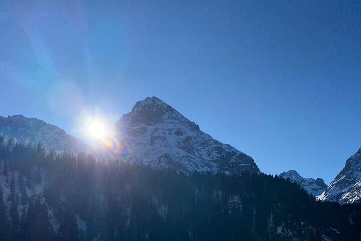 Ehrwald : Snowshoe Hiking Tour near Zugspitze