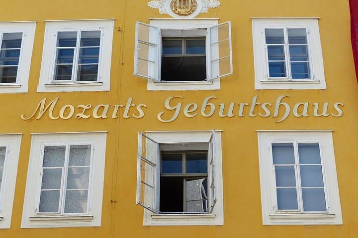 Salzburg Private Walking Tour with Local Guide