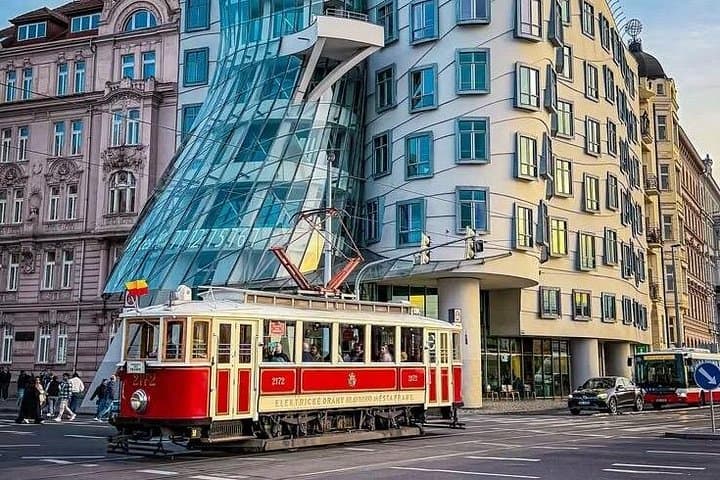 Private Guided Tour To Prague From Vienna