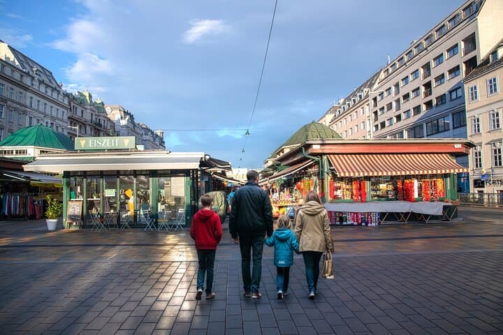 Vienna Market Private Gourmet Tour: Local Tastes and Drinks