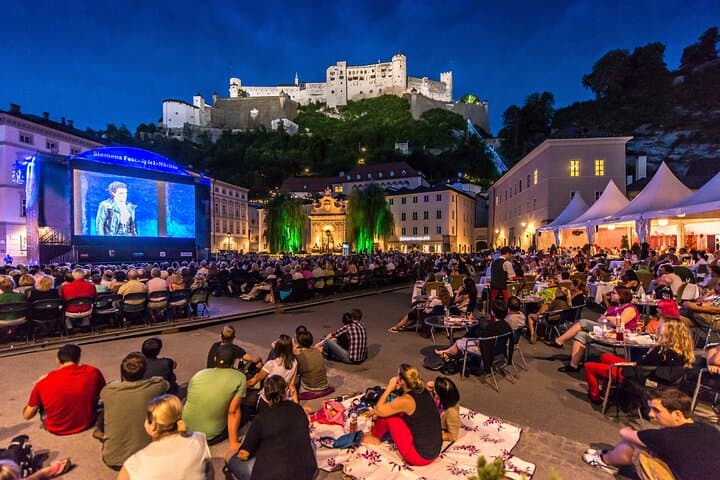 2 hour private tour in Salzburg