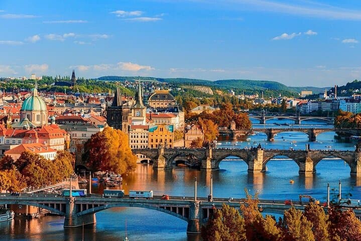 Private Day Trip to Prague with Guide