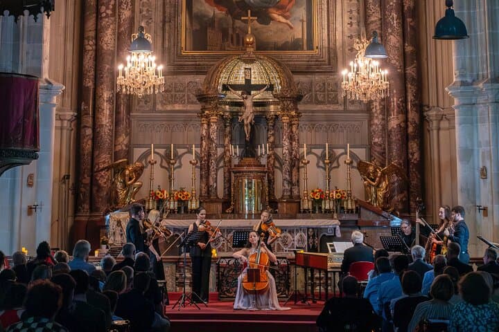 Vienna: Festive Advent, Christmas and New Year concerts