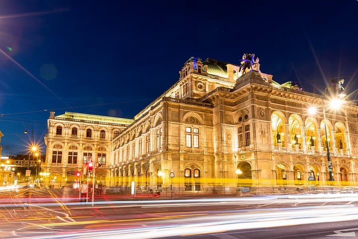 Vienna By Night 1 Hour Sightseeing Tour