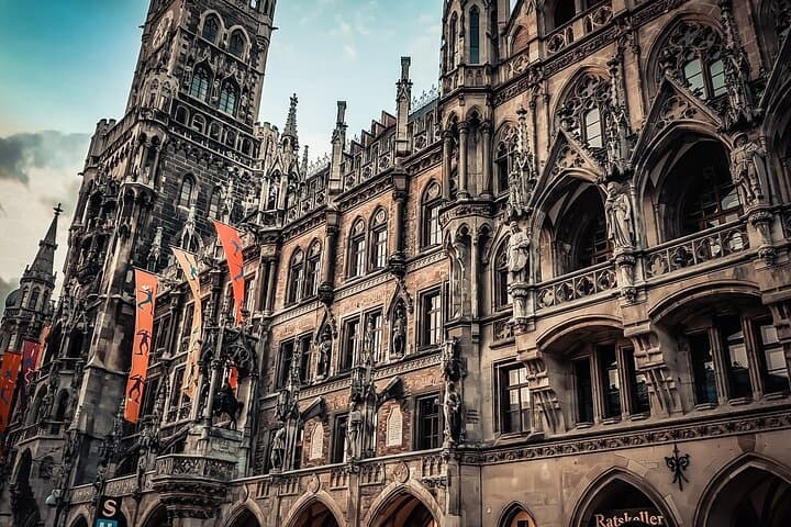 Private Transfer from Salzburg to Munich Door-to-Door Service