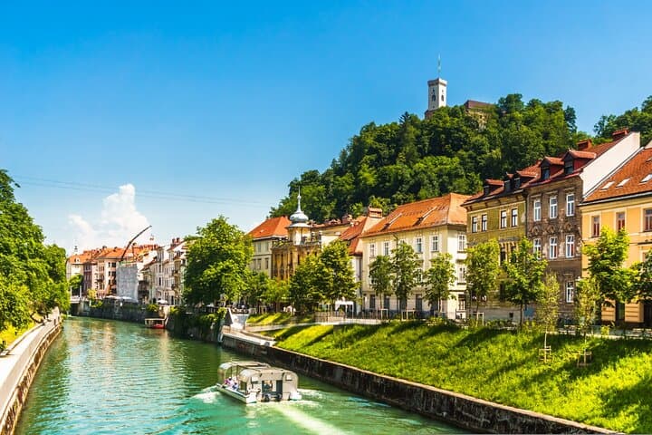 Private Day Trip: Vienna to Ljubljana