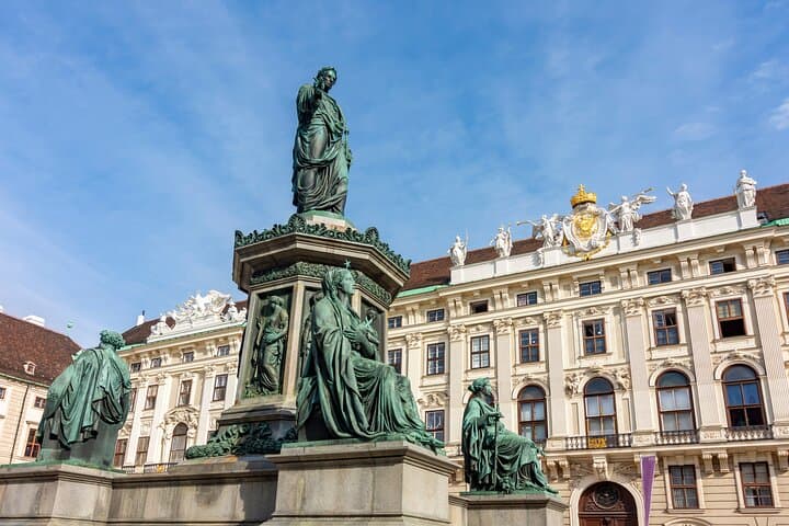 Skip the Line Empress Sisi Museum, Hofburg & State Apartments
