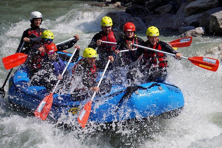 Rafting in Salzach with a state-certified raft guide