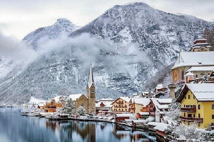 Hallstatt and Admont Abbey Private Day Tour from Salzburg