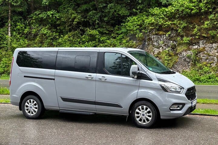 Private Transfer from Vienna to Split with Plitvice Lakes Stop