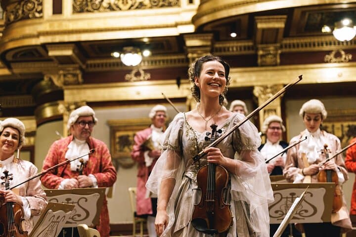 Vienna Mozart Concert with Dinner and Carriage