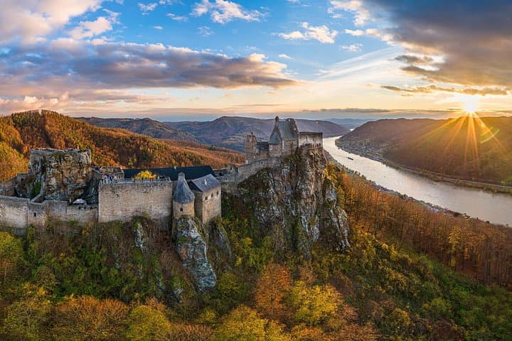 Castle ruins Aggstein in autumn