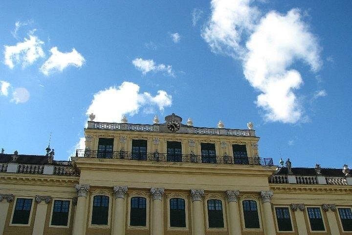 Fall in Love with Vienna in 4 Hours Group Tour