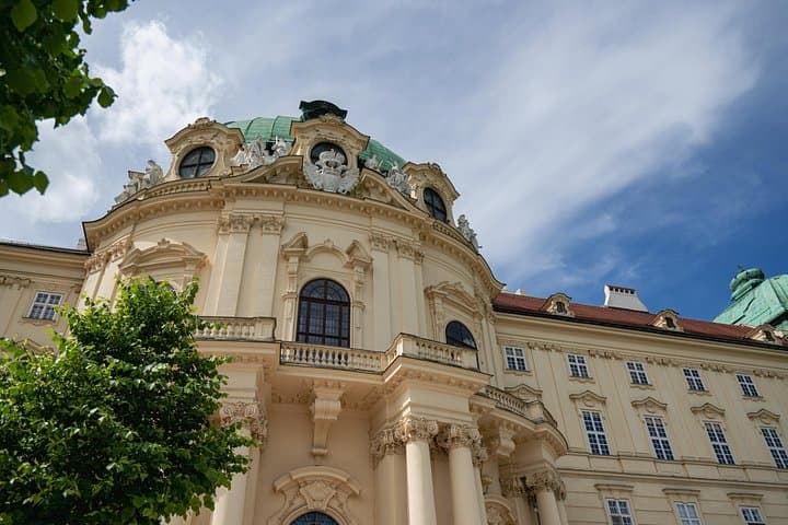 Authentic Christmas Castles & Markets: Private Danube Valley Tour