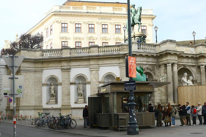 Downtown Vienna: A Self-Guided Audio Tour