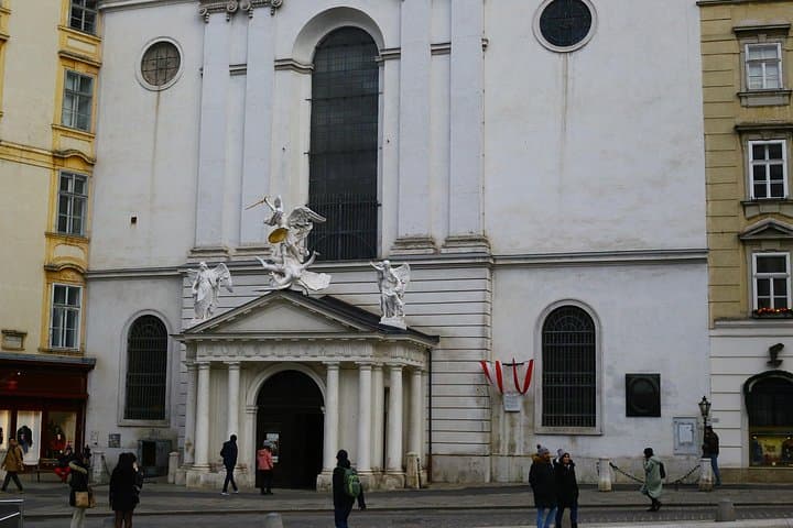 Downtown Vienna: A Self-Guided Audio Tour