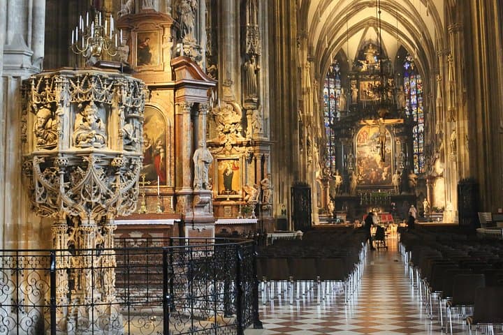 Downtown Vienna: A Self-Guided Audio Tour