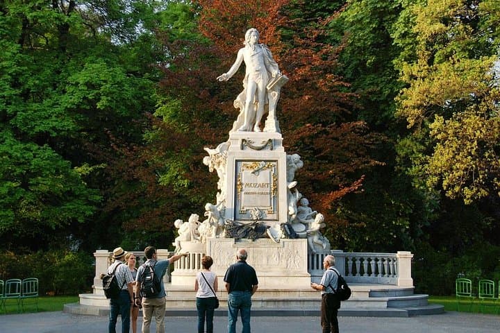Vienna Private Classical Music Tour: Museum Entry & Concert