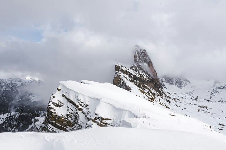 Seceda (photo by Theodor Vasile, unsplash)