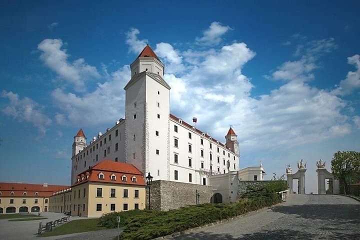 2 Capitals in One Day Trip to Bratislava and Budapest from Vienna