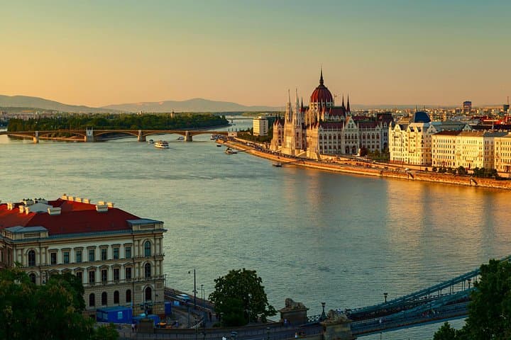 2 Capitals in One Day Trip to Bratislava and Budapest from Vienna