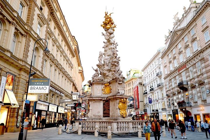 Vienna Private City Tour: Palaces, Churches & Sacher Cake Option