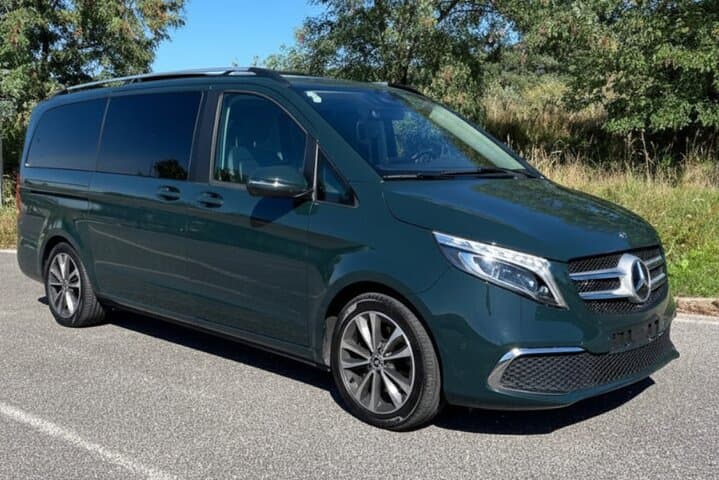 Private Vienna Chauffeur Service Airport Transfer
