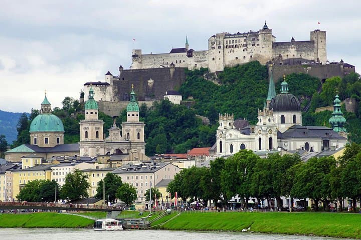 Luxury Salzburg to Munich and Vice Versa Chauffeur Service
