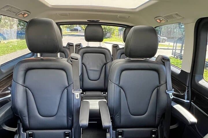 Private Vienna Chauffeur Service Airport Transfer