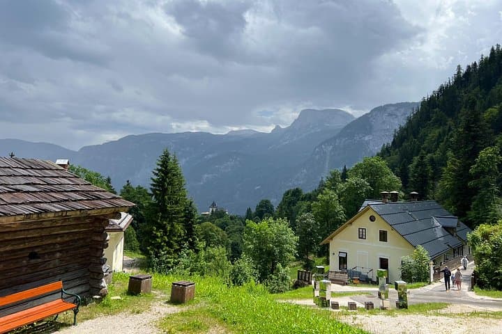 Salzburg Customized Couples Journey: Romance and Alpine Magic