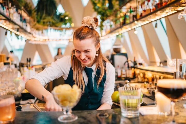 Meet Vienna’s creative bartenders as they mix tailor-made cocktails in a stylish rooftop bar.