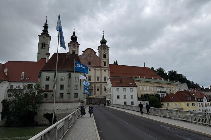 Escape The City Steyr City Walk Tour with Puzzles