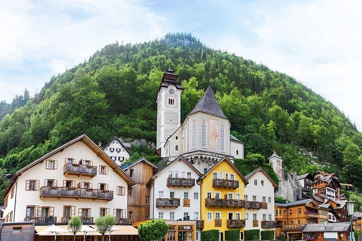 Private Car Tour in Salzburg & Hallstatt Sound of Music Heritage