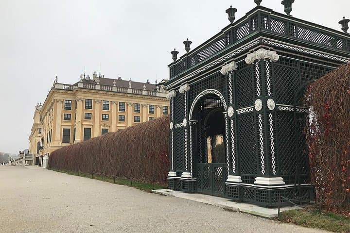 Private Schönbrunn Palace and Gardens Skip-the-Line Tour
