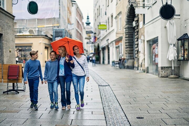 Private Sound of Music Tour by Car in Salzburg and Lakes